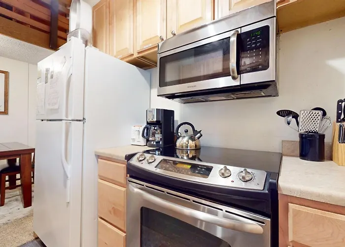 Sierra Manors #75 Condo