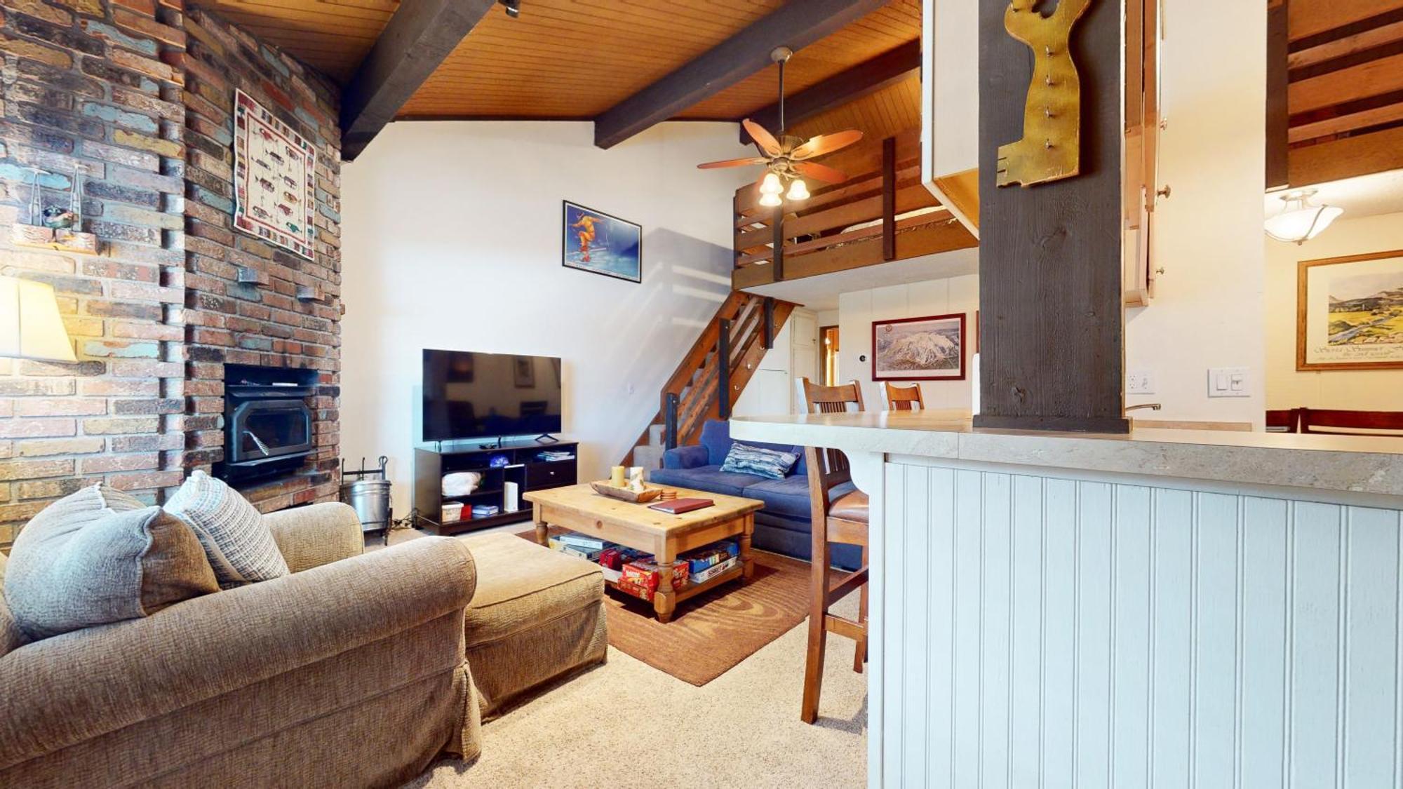 Sierra Manors #75 Mammoth Lakes
